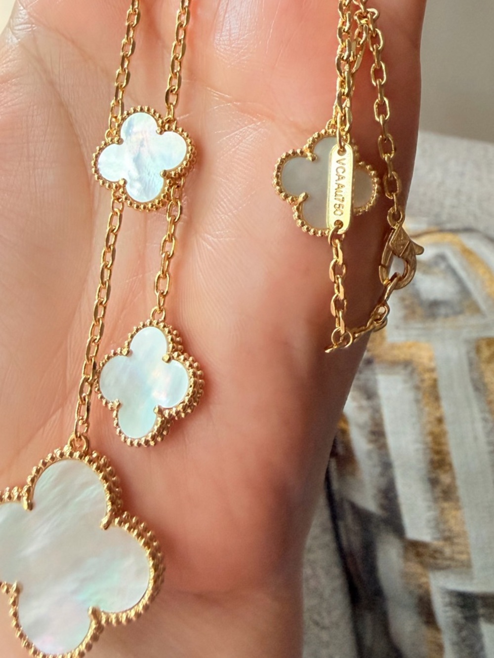 Alhambra inspired Gold and White Clover Necklace - Luxury Jewelry
Brand New! - Picture 4 of 5